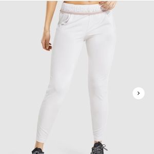 Gymshark NWOT Recess Joggers - Cream - XS
